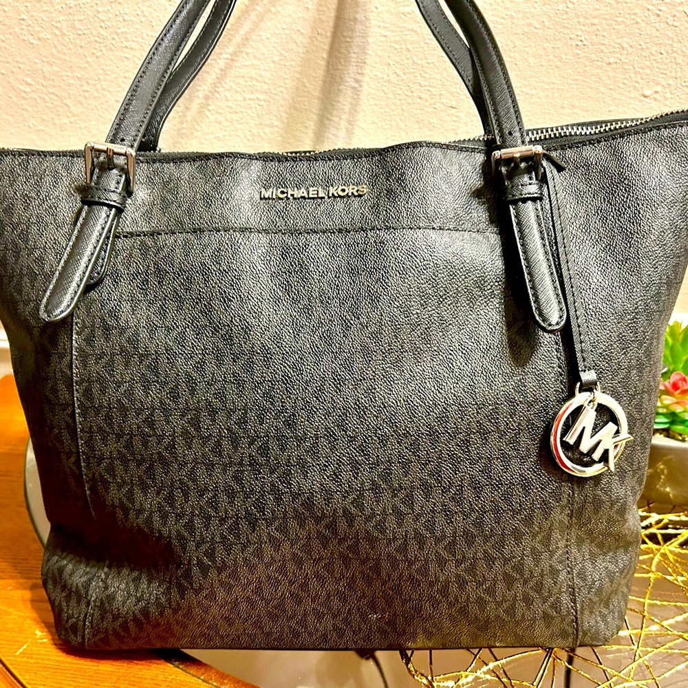 Michael Kors Ciara East West Tote